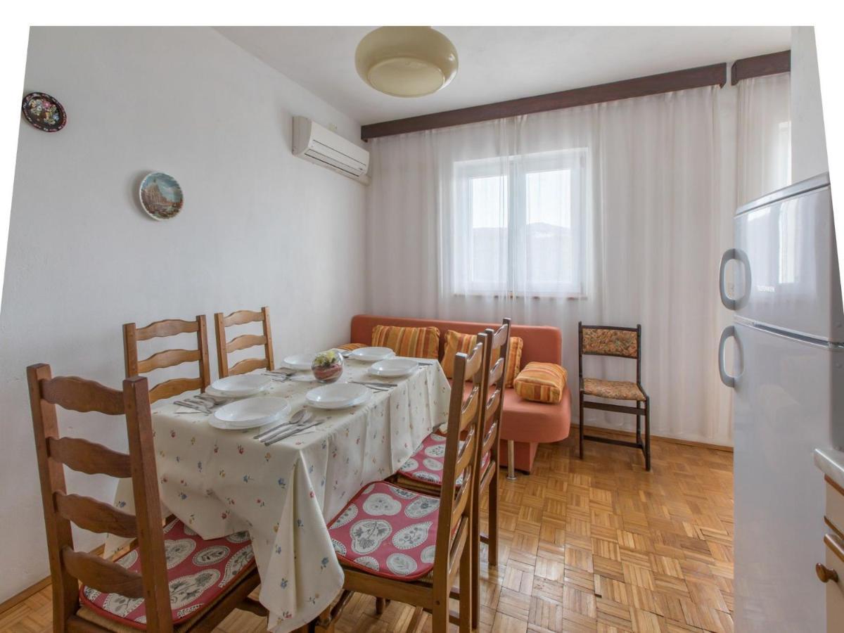 Apartments Biserka Цриквеница Экстерьер фото